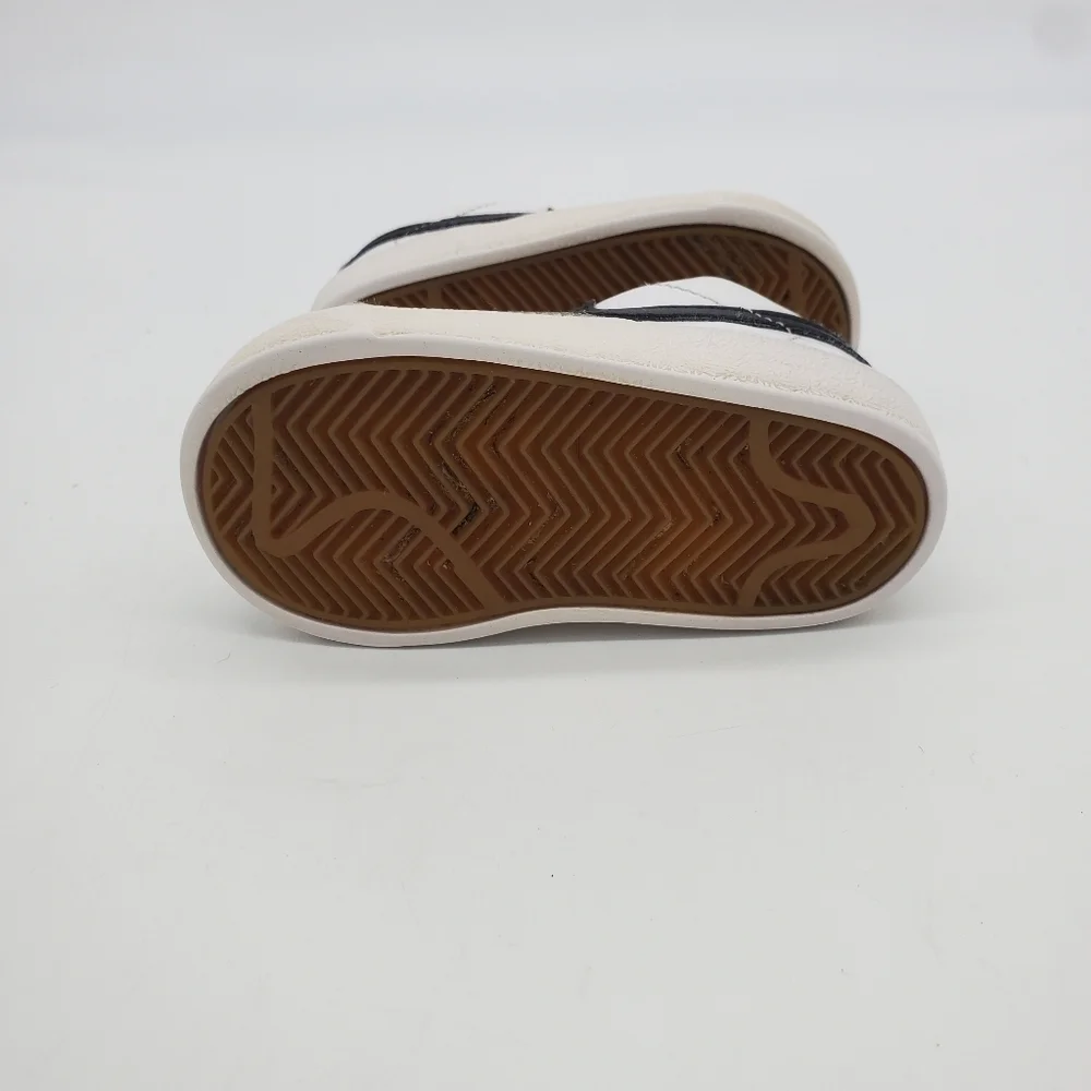 Nike shoes toddler